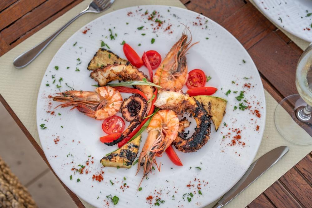 Greek Pride Cronwell Rahoni Hotel (Adults Only) Неа-Скиони Экстерьер фото