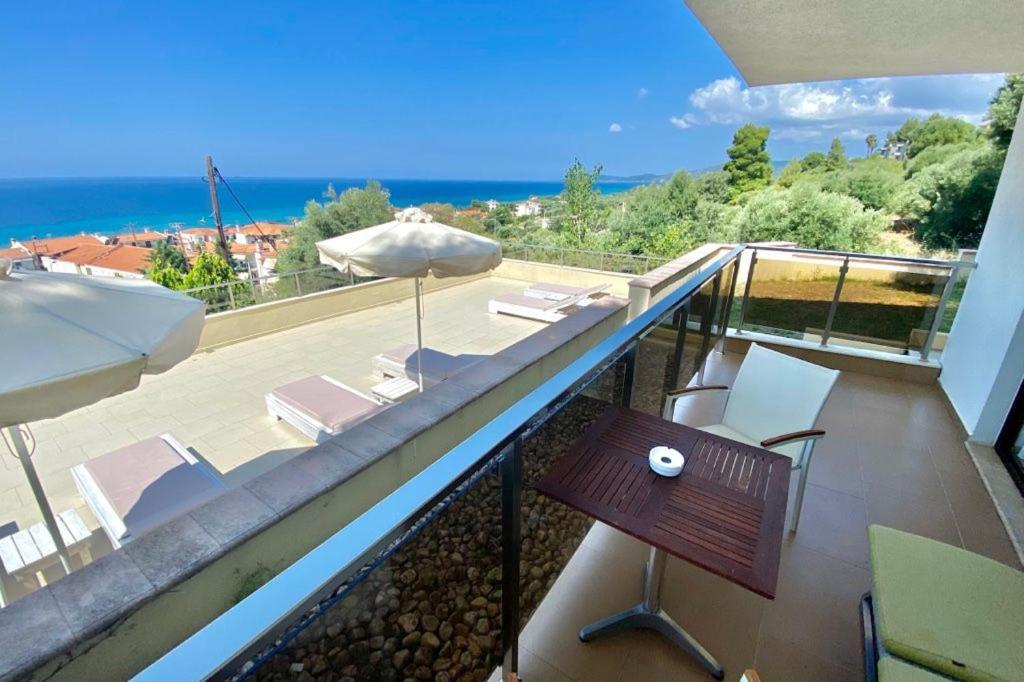 Greek Pride Cronwell Rahoni Hotel (Adults Only) Неа-Скиони Экстерьер фото