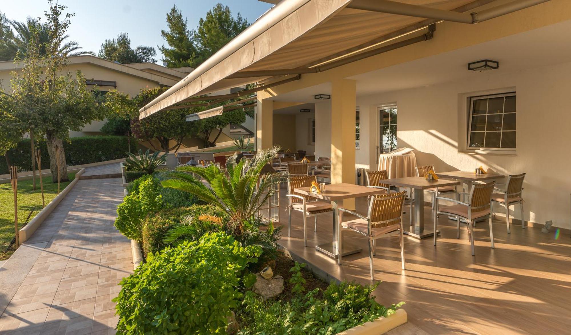 Greek Pride Cronwell Rahoni Hotel (Adults Only) Неа-Скиони Экстерьер фото